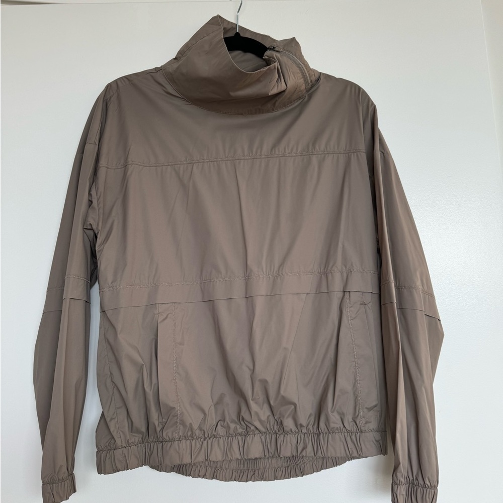 Athleta windbreaker